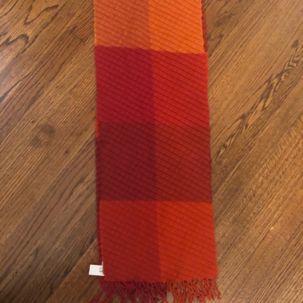 Scarf - Picture 2 of 2